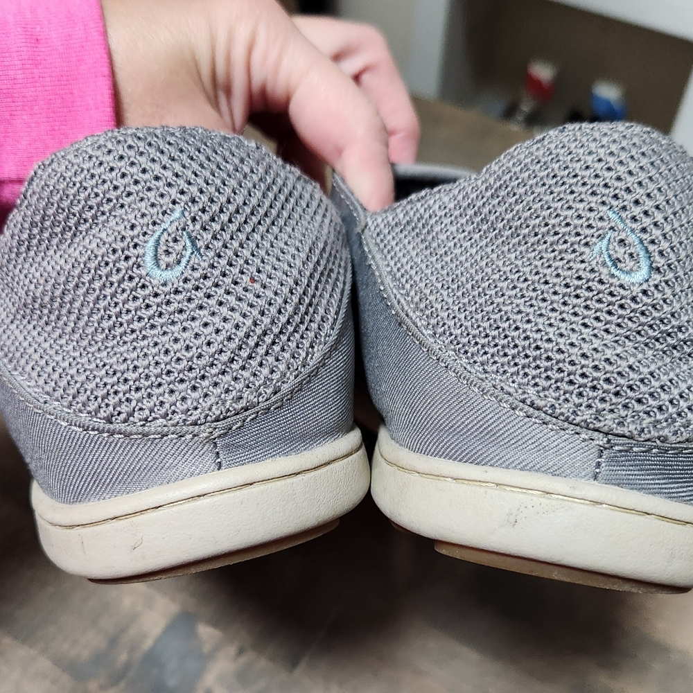 Men's Gray Olukai Shoes Size 10 - Picture 3 of 6